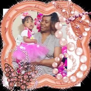 Meet your Posher, Gloria